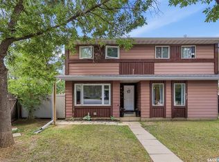 UNIT A & B-414 Gardiner PLACE, Saskatoon, SK S7N 2S9