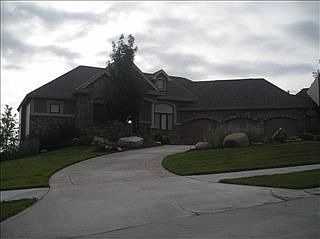 1st image of 1013 N 190th St