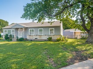 413 W 11th St, Irving, TX 75060