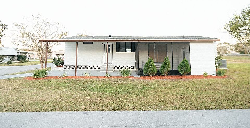 1st image of 1957 Warwick Hills Dr