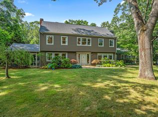 41 Dolan Dr, Guilford, CT 06437