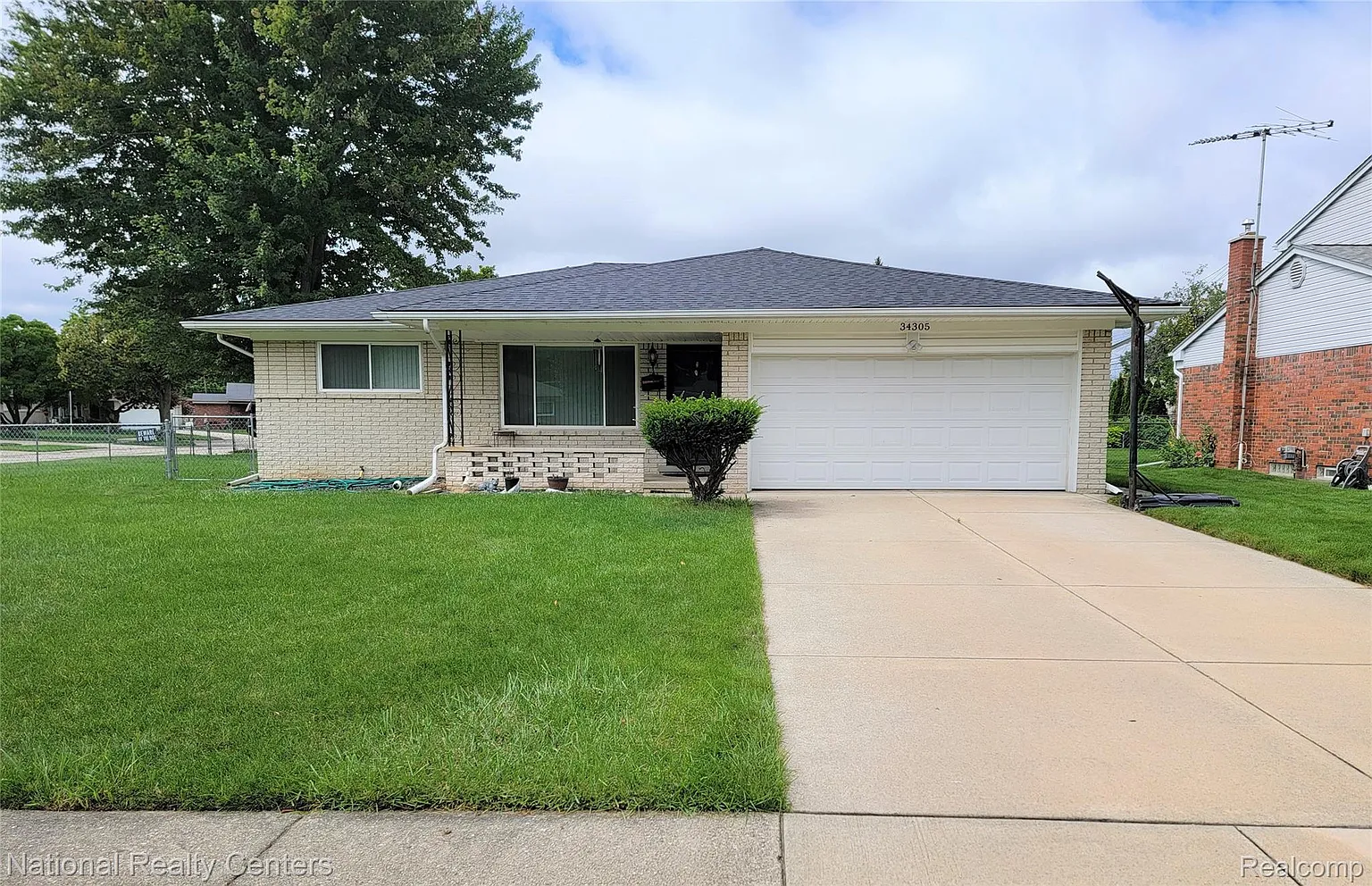 34305 Tyler Dr photo 1