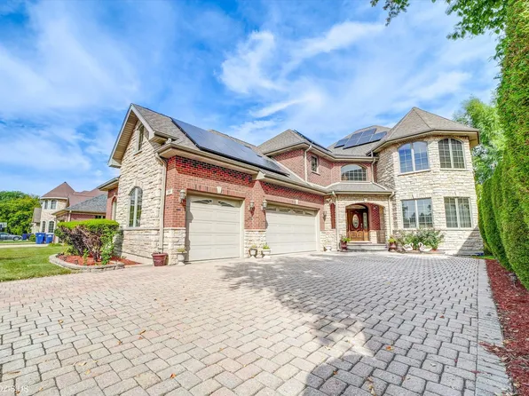 308 Berkshire Ln, Des Plaines, IL 60016