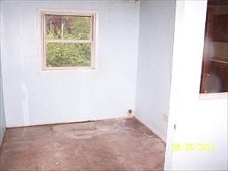 4th image of 3208 Coleman Ave
