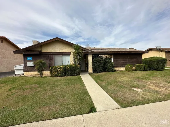 4301 Tierra Verde St, Bakersfield, CA 93301