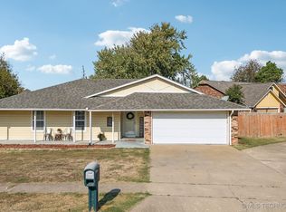 10002 N 107th East Ave, Owasso, OK 74055