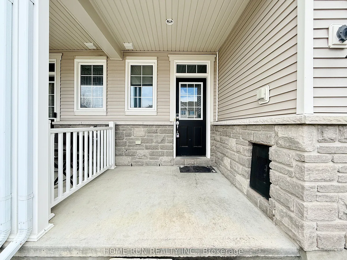 Building Photo - 183 Laramie Cres