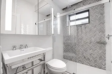 Rented by Urbane Brokerage