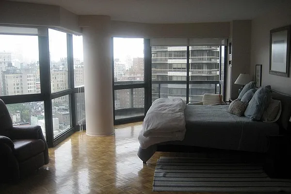 Rented by Corcoran | media 1