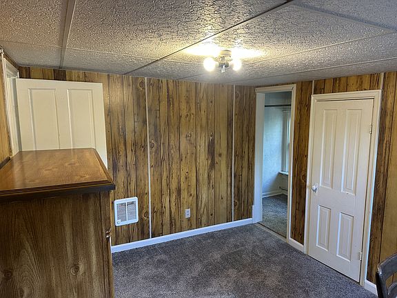 3rd image of 1204 E Sebree St