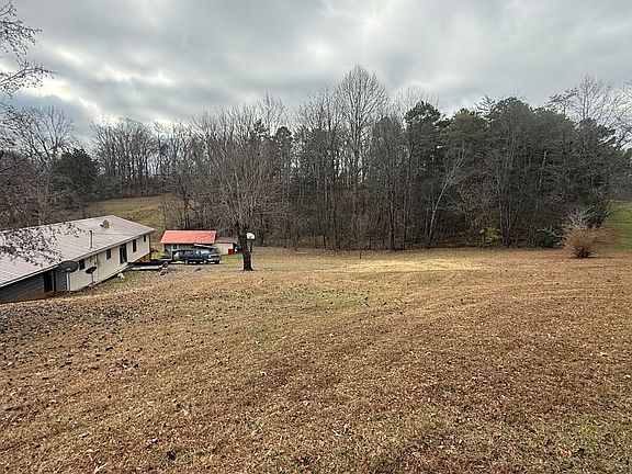 4th image of 1342 Edwina Bridgeport Rd