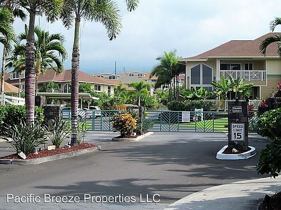 4th image of 75-5919 Alii Dr APT D3