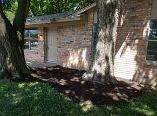 830 Marigold Dr, Cedar Hill, TX 75104