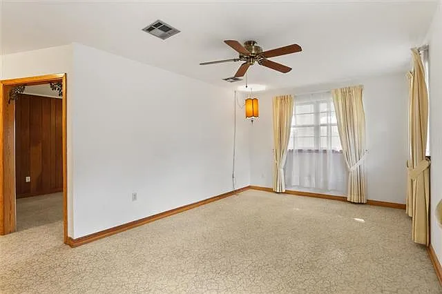 3 bed, 2.0 bath, 1390 sqft, $2,200 — Photo 4