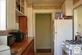 5th image of 4400 Gaviota Ave