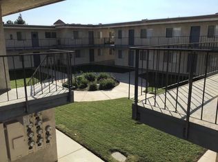 5036 W Avenue L #8-24, Lancaster, CA 93536