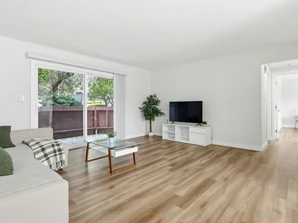 CitiZen Beach Collection at Barbara