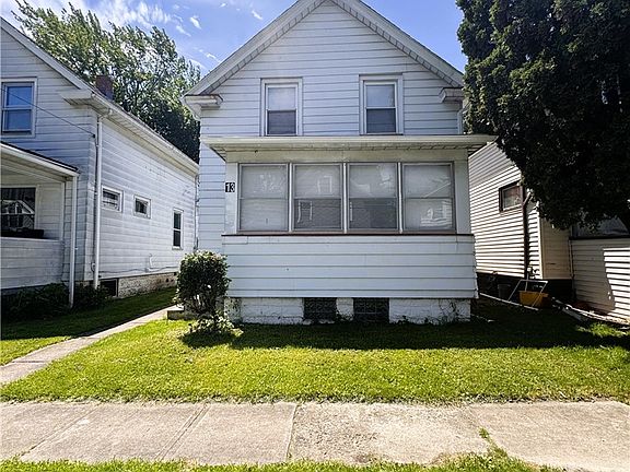 2nd image of 13 Willow St