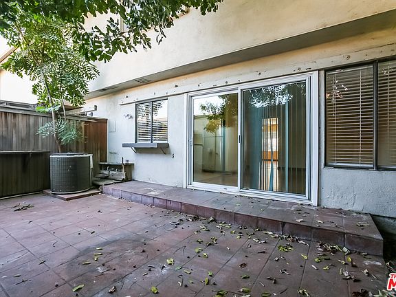 5th image of 10038 Karmont Ave