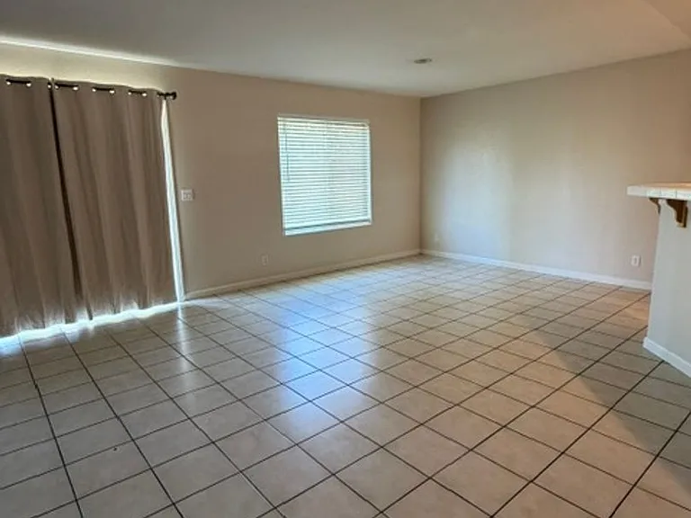 2675 Merganser Ct — Photo 3
