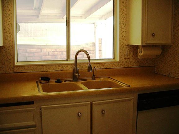 5th image of 259 Trevino Dr