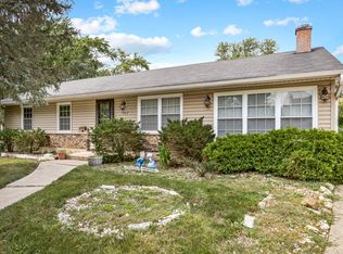 502 Krause Ave, Streamwood, IL 60107