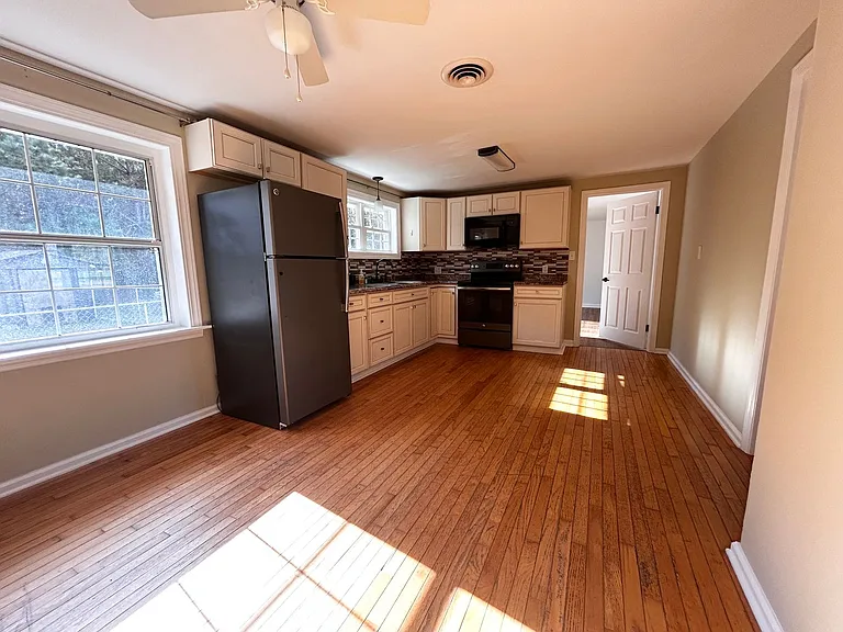 718 Camp Swamp Rd — Photo 9