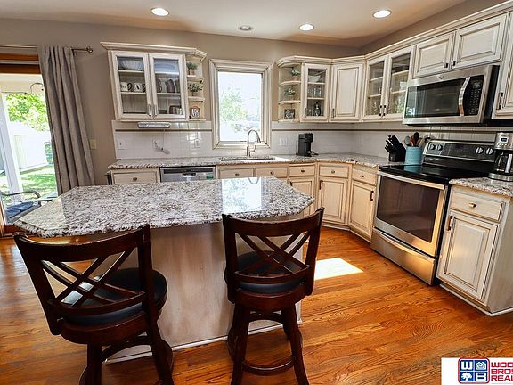 5th image of 5501 S 72nd St