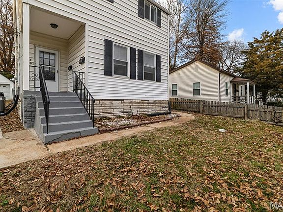 3rd image of 725 Cornell Ave
