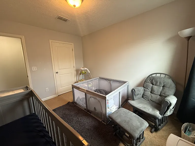 1567 Sprucedale Dr — Photo 22