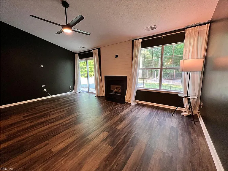 120 Misty Ridge Ln — Photo 33