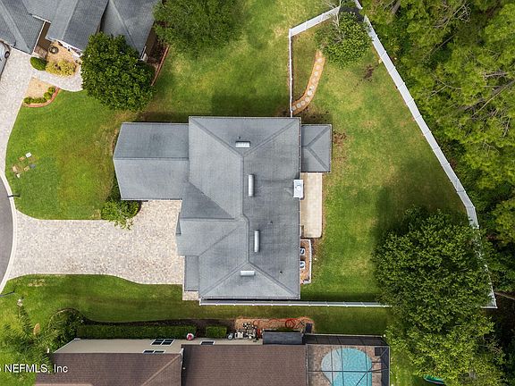 4th image of 448 WILLOW WINDS Parkway