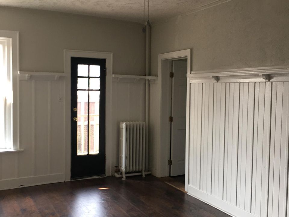 1st image of 1356 N Pearl St APT 210