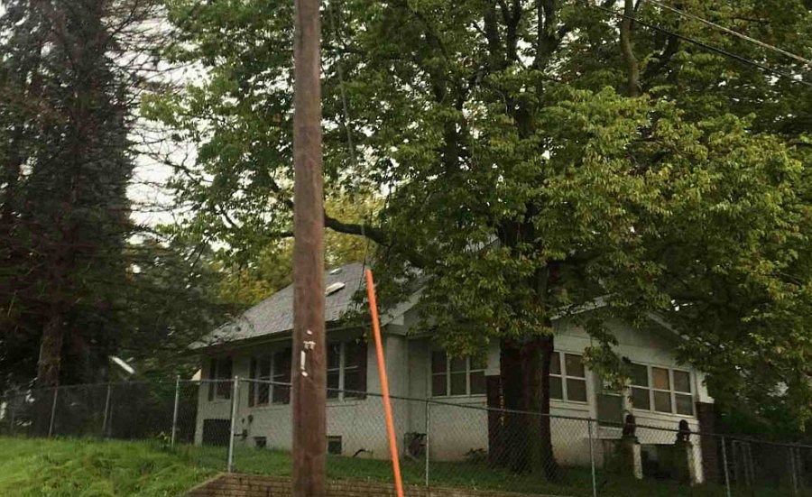 2nd image of 602 E 8th St S