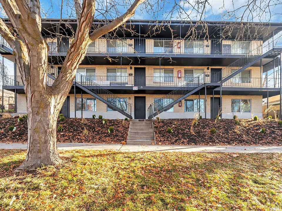 570 N 200 W #7