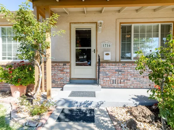 1716 Rockrose Rd, West Sacramento, CA 95691