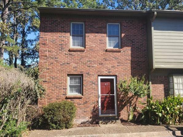 504 Green Mountain Dr, Little Rock, AR 72211