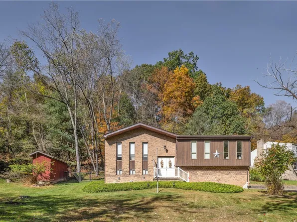 3230 Tarr Hollow Rd, Murrysville, PA 15668
