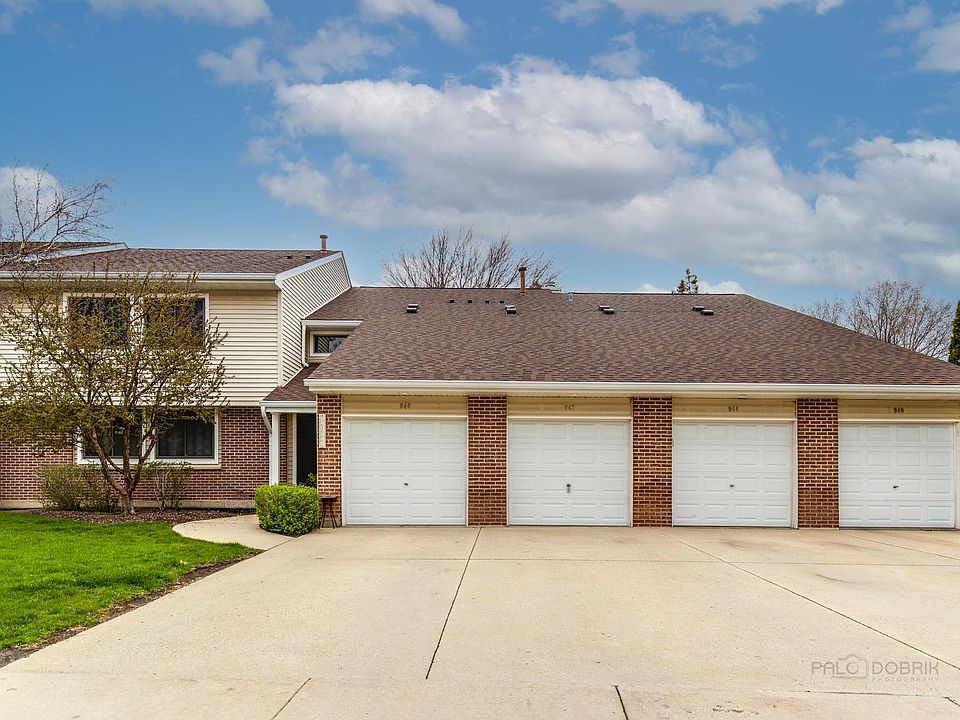 1st image of 942 Hidden Lake Dr #942