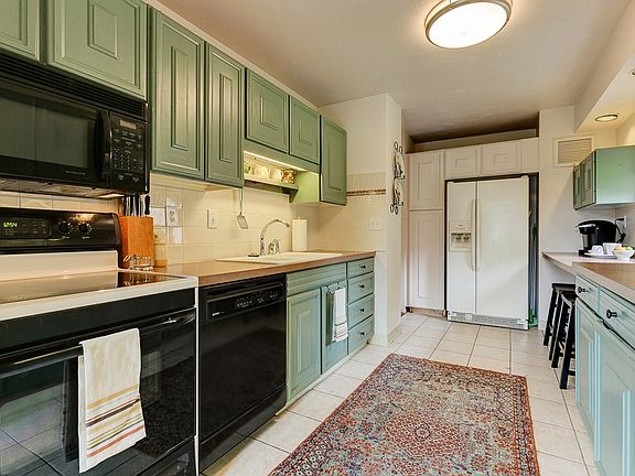 5th image of 1000 Urlin Ave APT A19