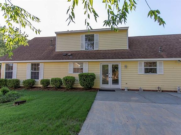 4th image of 6700 Woodglen Ct