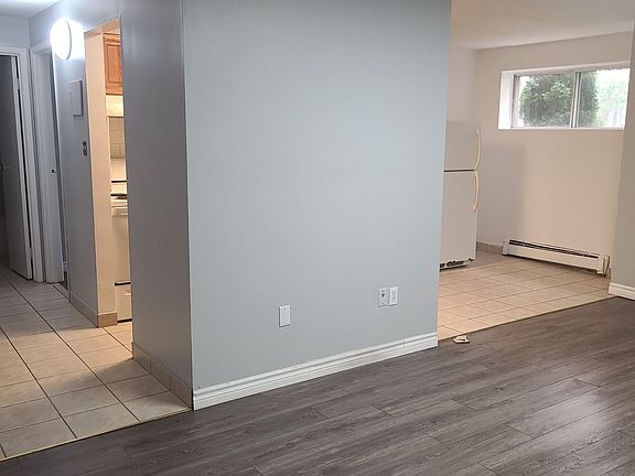 2nd image of 350 Regina St N #G10