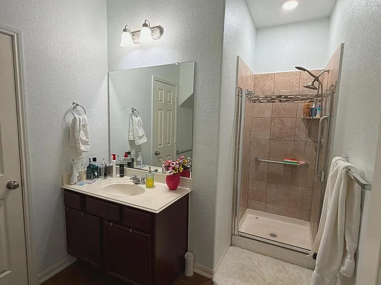 2623 Hunters Side Trl — Photo 2