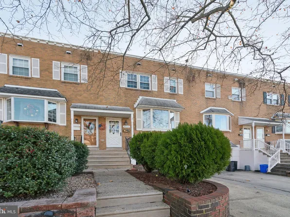 10111 N Canterbury Rd, Philadelphia, PA 19114