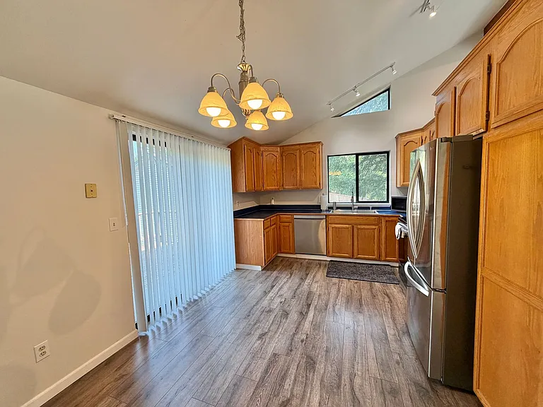 13327 NW Coho Run — Photo 5