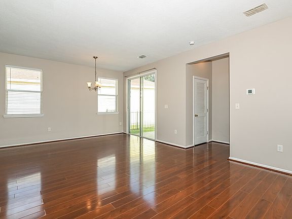 4th image of 11839 Alexandra Dr