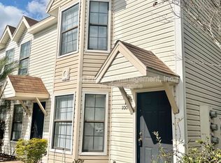 2302 Maki Rd APT 100, Plant City, FL 33563