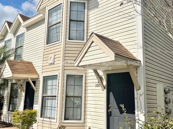 2302 Maki Rd APT 100, Plant City, FL 33563