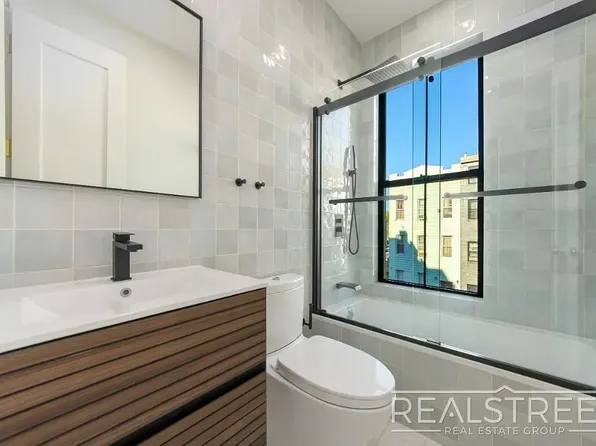 16 Goodwin Place image 18 of 23