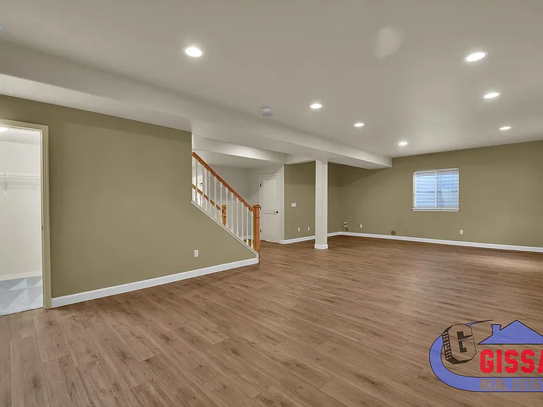 8109 Winding Passage Dr — Photo 36